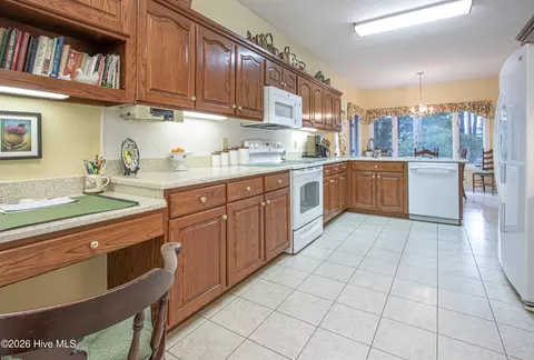 Kitchen - 7 Overcup Ln, Pinehurst, NC 28374 photo 1 of 2
