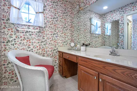 Bath - 7 Overcup Ln, Pinehurst, NC 28374 photo 1 of 4