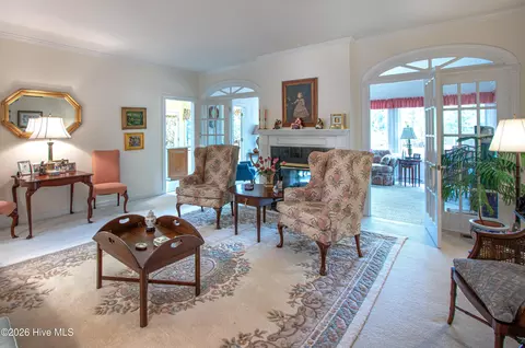 Living - 7 Overcup Ln, Pinehurst, NC 28374 photo 2 of 5