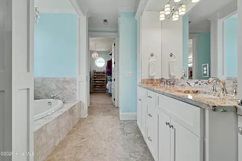 Bath - 141 Cove Side Ln, Hampstead, NC 28443 photo 1 of 6