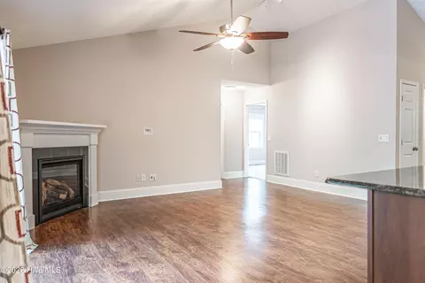 Living - 17 Cypress Ln, Pinehurst, NC 28374 photo 3 of 4