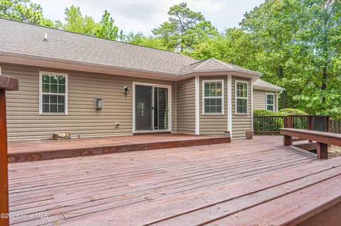 Exterior - 17 Cypress Ln, Pinehurst, NC 28374 photo 5 of 10