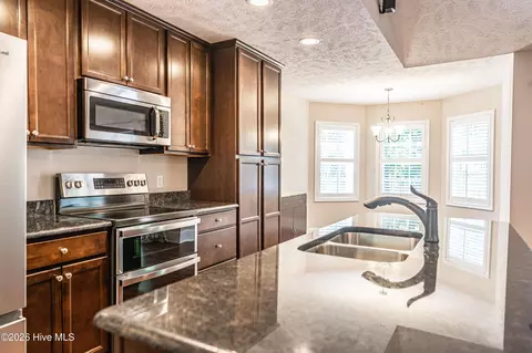 Kitchen - 17 Cypress Ln, Pinehurst, NC 28374 photo 2 of 4