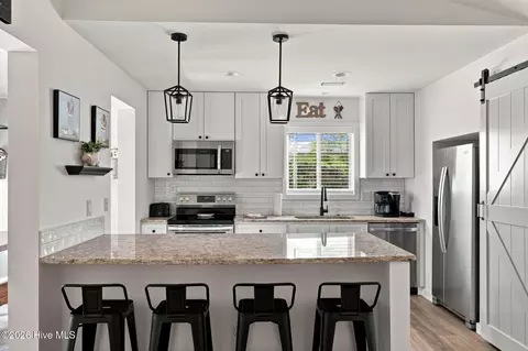 Kitchen - 9 Alexander Ln, Pinehurst, NC 28374 photo 3 of 5