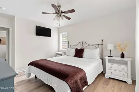 Bedroom - 9 Alexander Ln, Pinehurst, NC 28374 photo 3 of 7