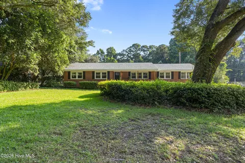 119 Futch Creek Rd, Wilmington, NC 28411