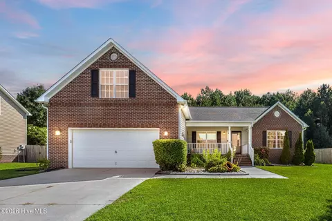 204 Westmont Rd, Jacksonville, NC 28540