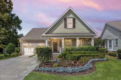 908 Bedminister Ln, Wilmington, NC 28405