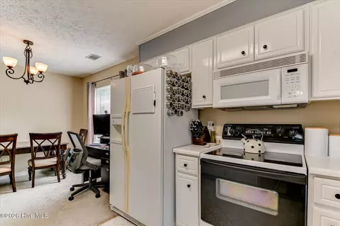 Kitchen - 772 Faircloth Commons Rd, Evans, GA 30809 photo 5 of 5