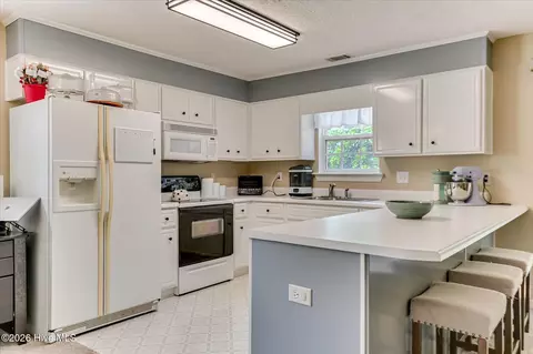 Kitchen - 772 Faircloth Commons Rd, Evans, GA 30809 photo 2 of 5