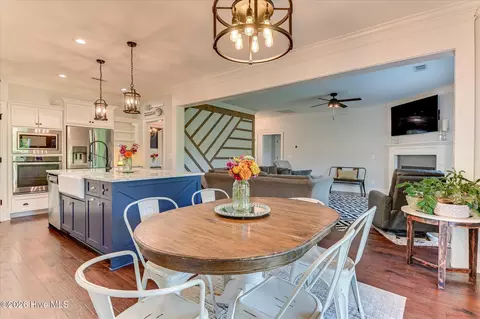 Dining - 323 Pump House Rd, Evans, GA 30809 photo 3 of 7