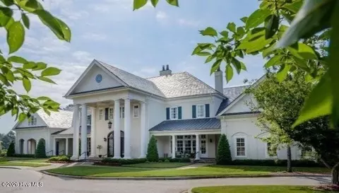 Exterior - 230 Crescent Ct, Pinehurst, NC 28374 photo 1 of 1