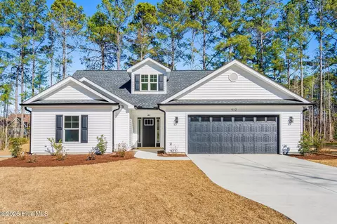 248 Boundaryline Dr NW, Calabash, NC 28467