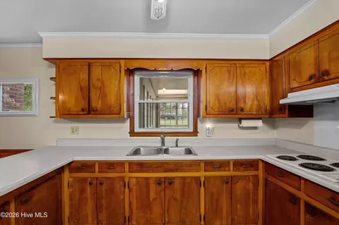 Kitchen - 4581 Hickory Dr, Evans, GA 30809 photo 3 of 5
