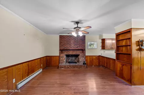 Living - 4581 Hickory Dr, Evans, GA 30809 photo 4 of 8