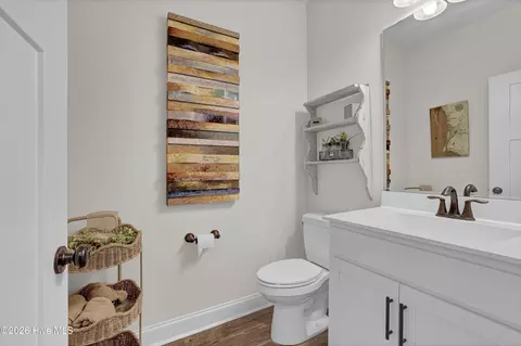 Bath - 11 Sailview Ct, Hampstead, NC 28443 photo 1 of 4