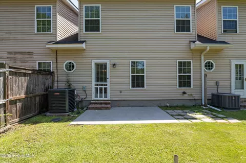 Exterior - 2121 Reserve Ln, Augusta, GA 30907 photo 2 of 5