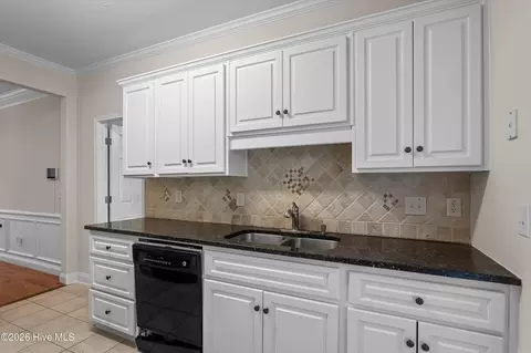 Kitchen - 2121 Reserve Ln, Augusta, GA 30907 photo 6 of 6