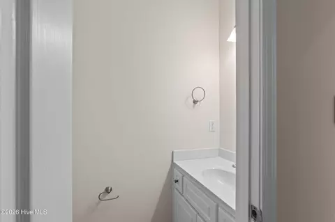 Bath - 2121 Reserve Ln, Augusta, GA 30907 photo 1 of 5