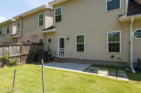 Exterior - 2121 Reserve Ln, Augusta, GA 30907 photo 3 of 5