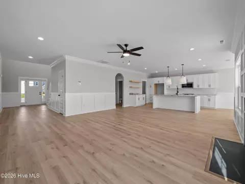 289 E Ivybridge Dr, Hubert, NC 28539 photo 3