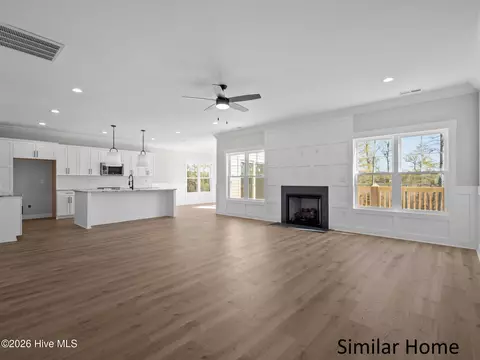289 E Ivybridge Dr, Hubert, NC 28539 photo 4