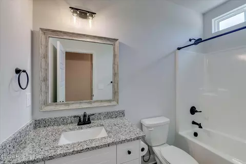 Bath - 4039 Cottingham Way, Augusta, GA 30909 photo 3 of 3