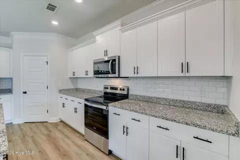 Kitchen - 4039 Cottingham Way, Augusta, GA 30909 photo 3 of 5