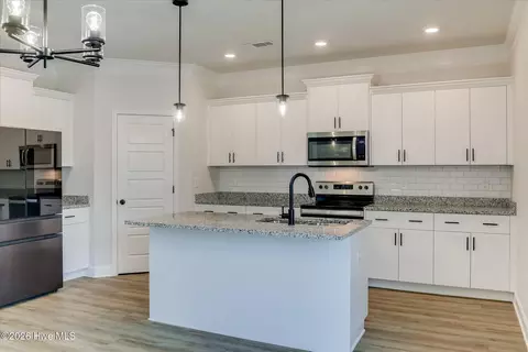 Kitchen - 4039 Cottingham Way, Augusta, GA 30909 photo 2 of 5