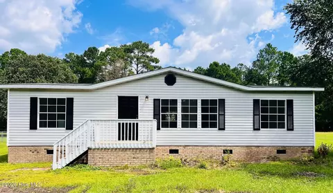 310 Michelle Ln, Rocky Point, NC 28457