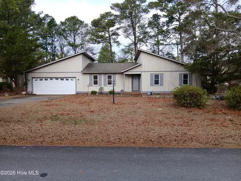 102 Foxwood Pl, Goldsboro, NC 27530