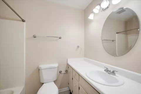 Bath - 2214 Pleasant Dr, Augusta, GA 30907 photo 3 of 3
