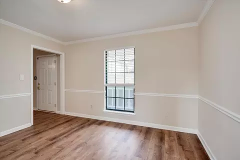 Living - 2214 Pleasant Dr, Augusta, GA 30907 photo 5 of 5