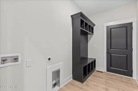 Entry Way - 2000 Hayes Rd, Spring Hope, NC 27882 photo 4 of 5