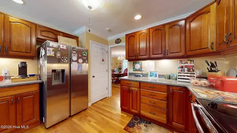 Kitchen - 28 Devon Dr, Pinehurst, NC 28374 photo 3 of 6