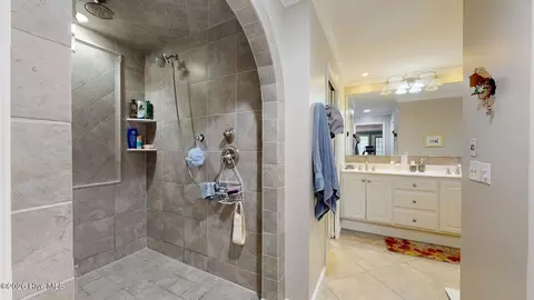 Bath - 28 Devon Dr, Pinehurst, NC 28374 photo 1 of 9
