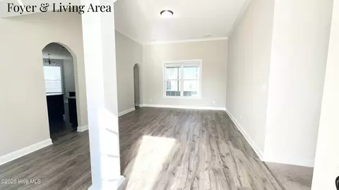 Living - 3009 Sharpnose St, New Bern, NC 28562 photo 1 of 3
