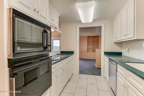 Kitchen - 1 7th St #1404, Augusta, GA 30901 photo 6 of 6