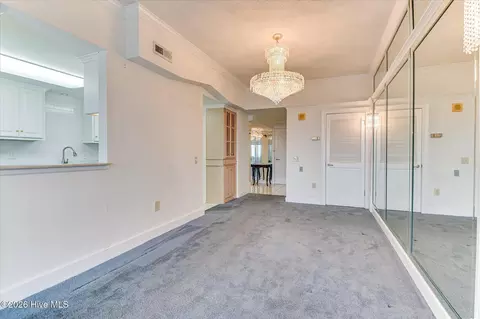 Dining - 1 7th St #1404, Augusta, GA 30901 photo 1 of 1