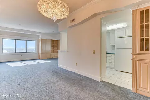 Living - 1 7th St #1404, Augusta, GA 30901 photo 1 of 5