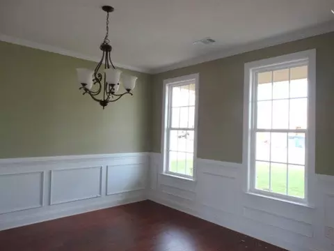 Living - 1033 Ardrey Cir, Evans, GA 30809 photo 1 of 3
