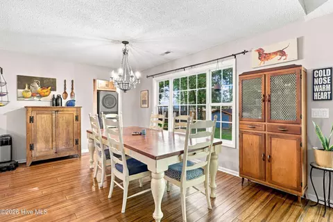 Dining - 416 Masters Ln, Hampstead, NC 28443 photo 2 of 4