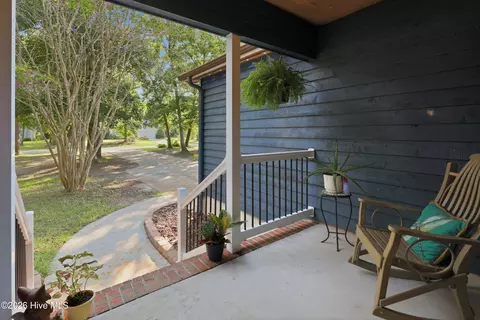 Exterior - 416 Masters Ln, Hampstead, NC 28443 photo 3 of 9