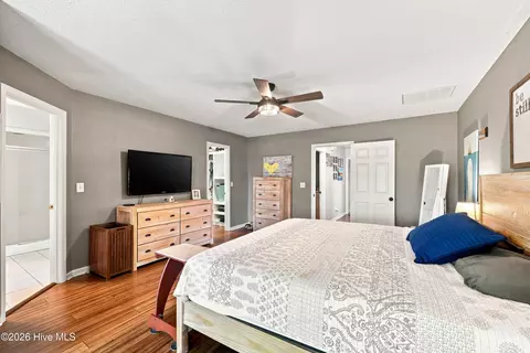 Bedroom - 416 Masters Ln, Hampstead, NC 28443 photo 2 of 5
