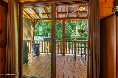 Exterior - 84 Oakcrest Ln, Murphy, NC 28906 photo 9 of 25