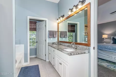 Bath - 825 Sonora Cir, Evans, GA 30809 photo 2 of 3