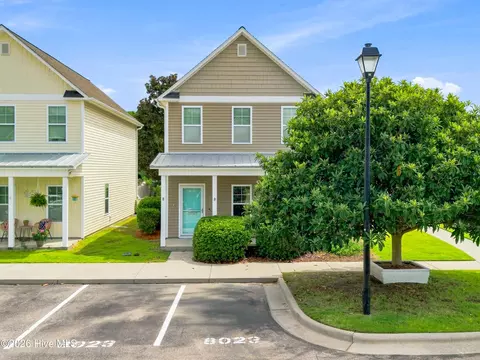8023 Sweetgrass Ct, Wilmington, NC 28412