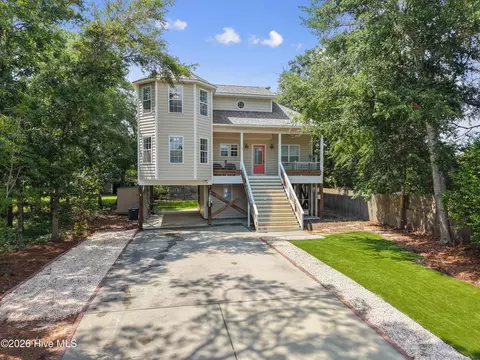 117 NE 33rd St, Oak Island, NC 28465