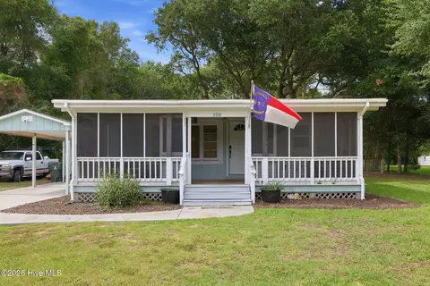 390 Pearson Cir, Newport, NC 28570