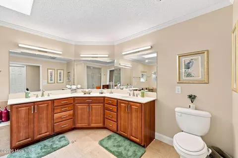 Bath - 885 Monticello Dr, Pinehurst, NC 28374 photo 2 of 4
